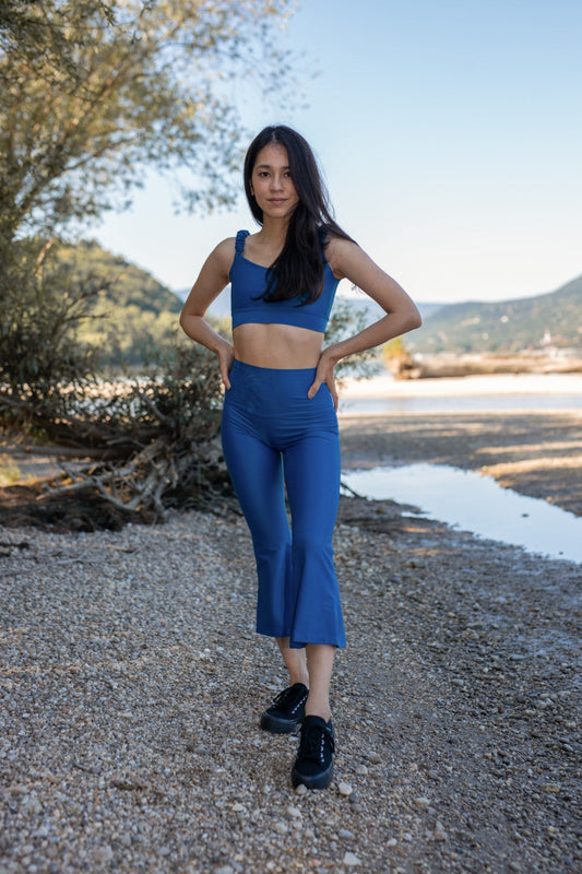 Blue Rosa gym wear crop top